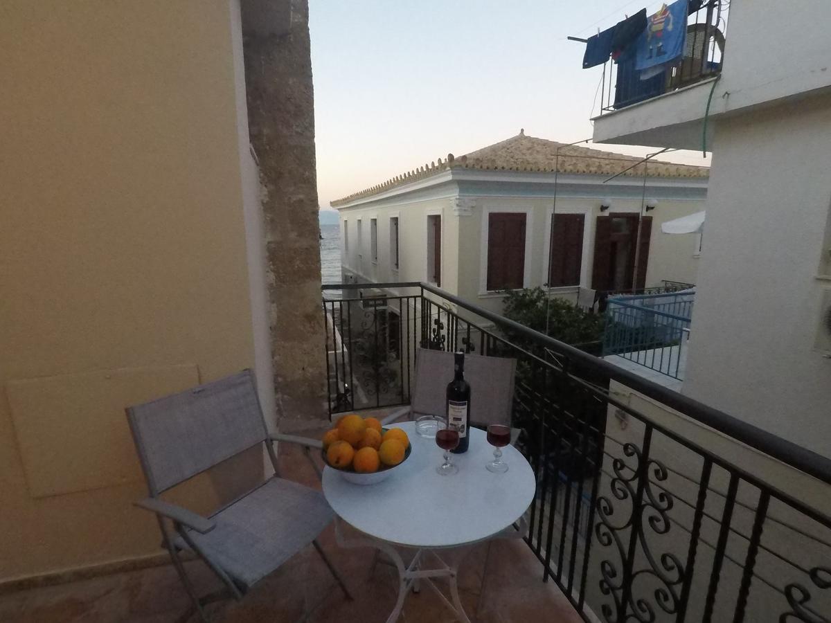 Xenias Rooms Apartments Koróni Eksteriør billede